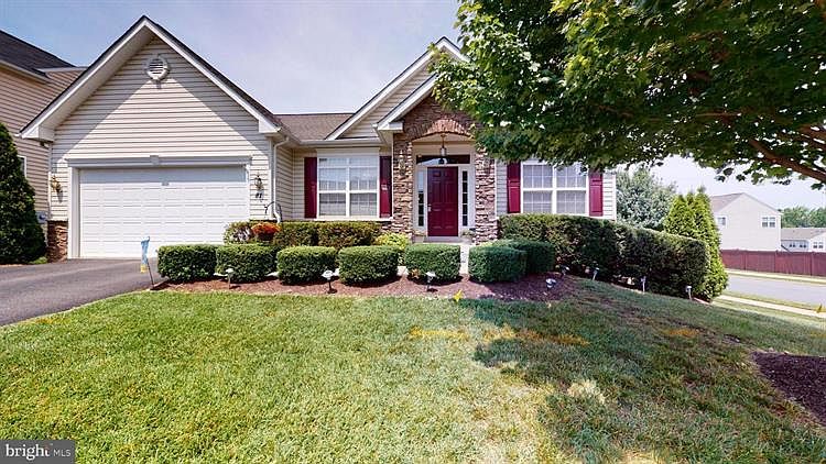 1st image of 81 Sanctuary Ln