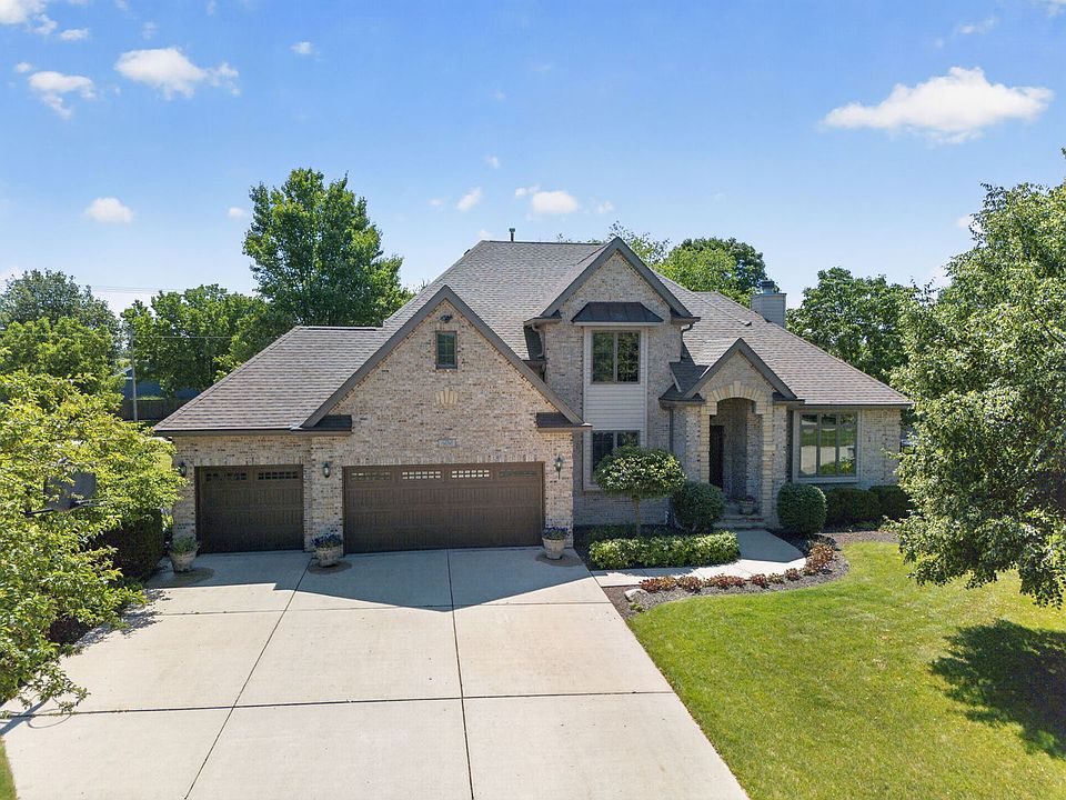 1st image of 604 Hampton Ct