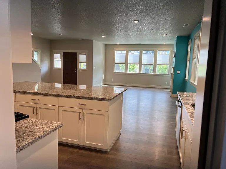 15182 NW Evelyn St — Photo 13