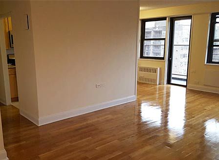 4th image of 2010 Bruckner Blvd APT 9K