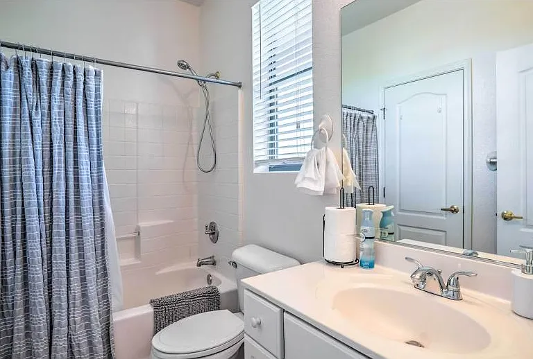 4130 E Hallihan Dr — Photo 13