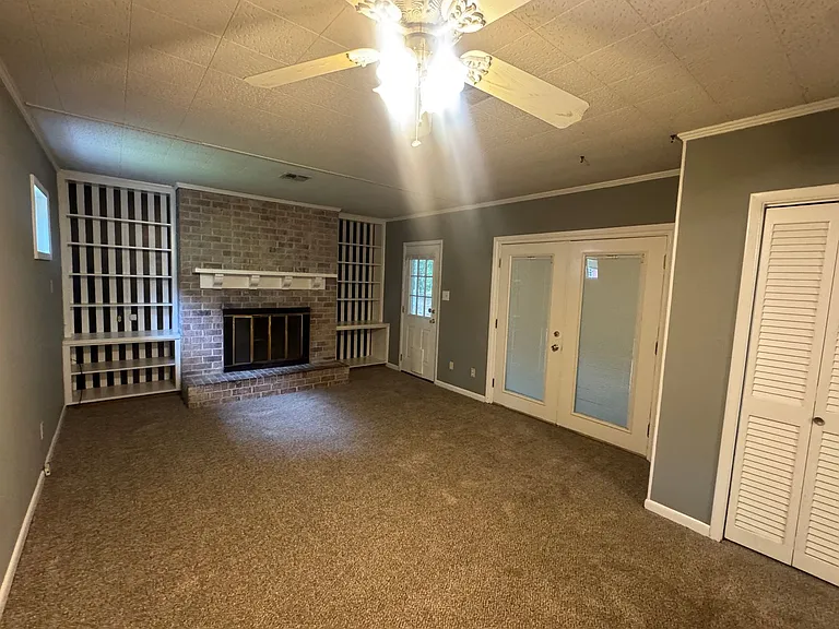 2915 Ashley Ave — Photo 11