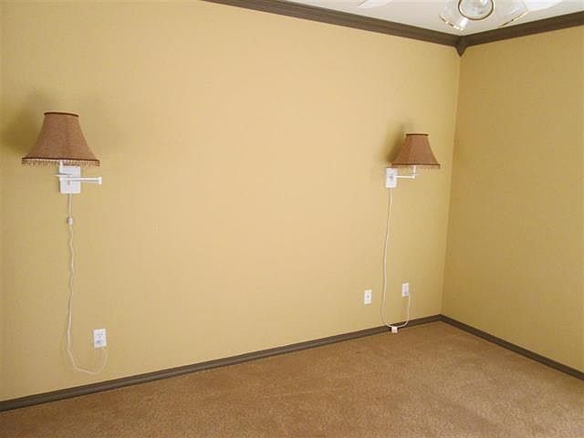 1st image of 30 Rolling Wood Hills Dr