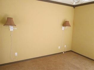 30 Rolling Wood Hills Dr, Durant, OK 74701