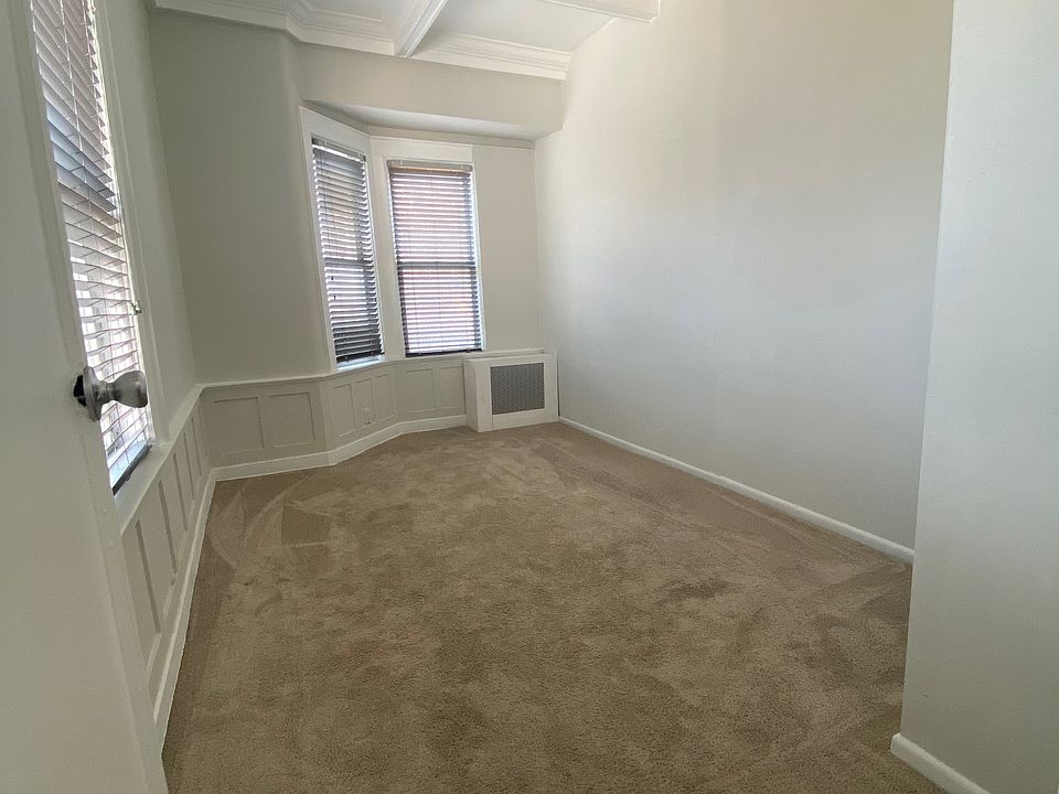 1st image of 157B Long Beach Blvd #B