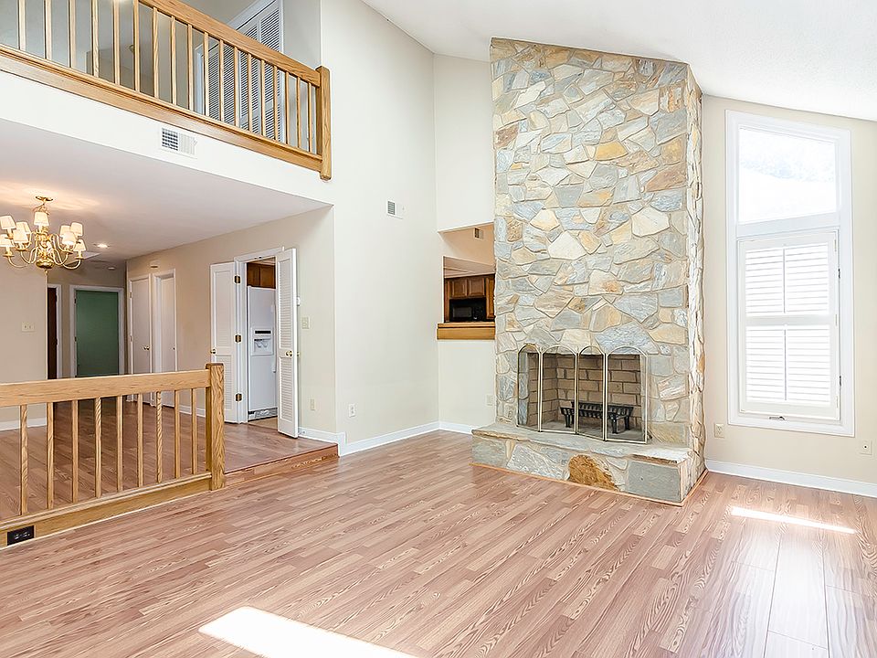 1st image of 6429 Brookbury Ct