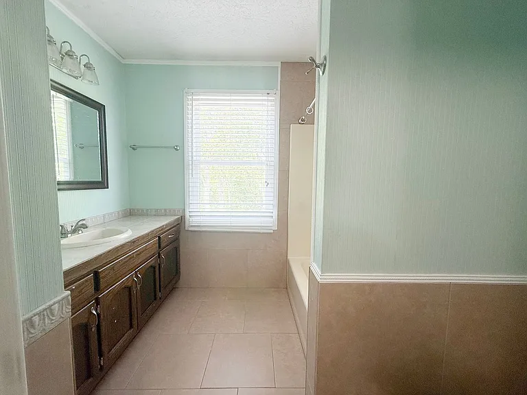 3339 Riveroaks Dr — Photo 23