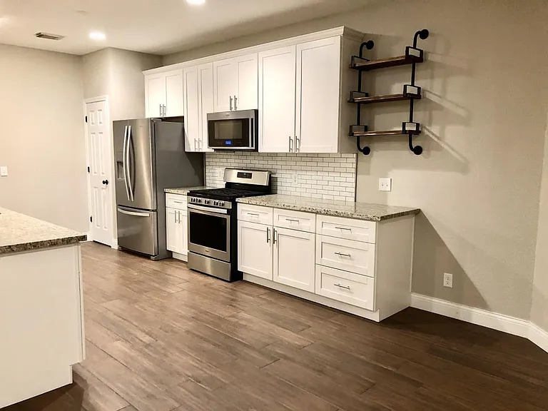 6315 Canyon Rock Way — Photo 14
