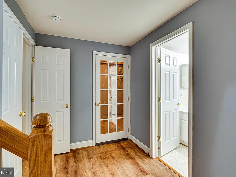 5708 Heritage Crossing Ct — Photo 34