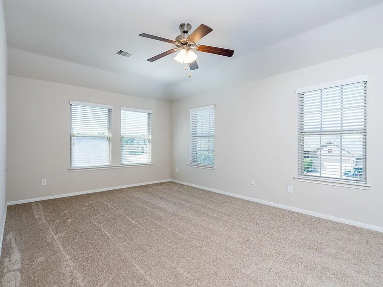 22918 Caverly Ln — Photo 21