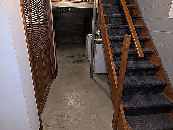 4th image of 704 Canterbury Dr