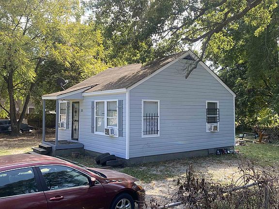 5th image of 4085 E Mallory Ave