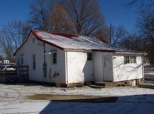 216 South St, Hazleton, IN 47640