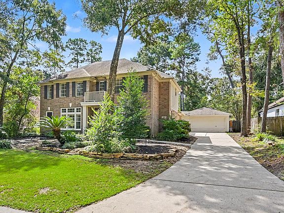 2nd image of 83 E Green Gables Circle