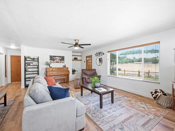 2093 E 6600 S, Uintah, UT 84405