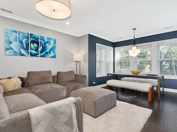 2nd image of 1618 W Thorndale Ave APT 2