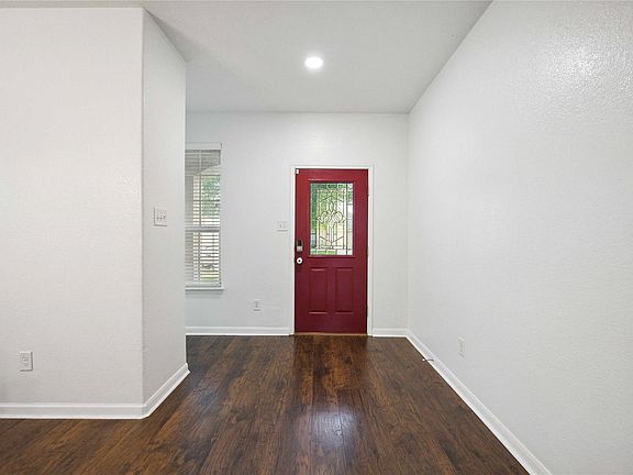 3rd image of 4322 Richland Chambers Ln