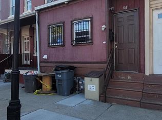 614 N 7th St, Camden, NJ 08102