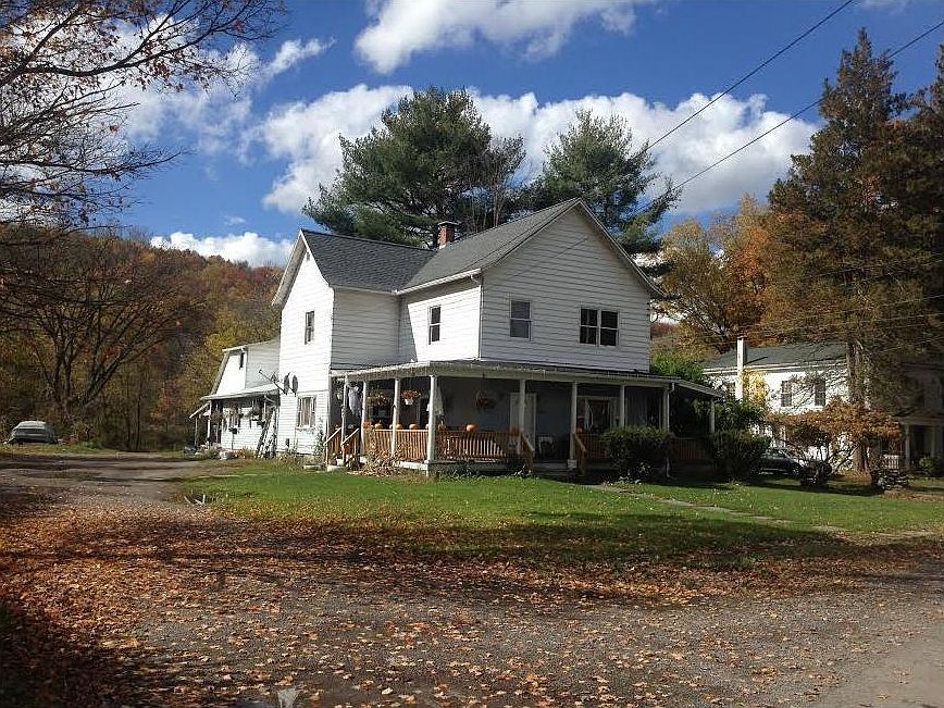 2nd image of 454-458 Main St