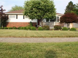 7563 Sleepy Hollow Dr, Parma, OH 44130