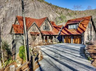 127 Cow Rock Trl, Sapphire, NC 28774