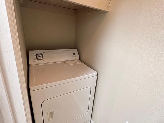 4th image of 1600 Villa Capri Cir APT 313