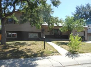 1421 Kingsbury Dr, Casper, WY 82609