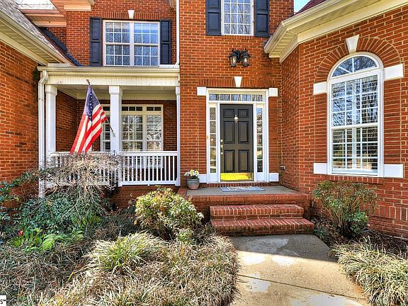 4th image of 26 Sycamore Ridge Dr