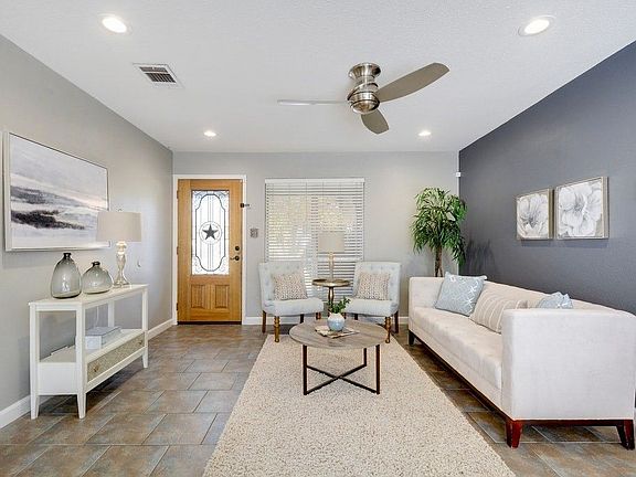 5th image of 8401 Stillwood Ln