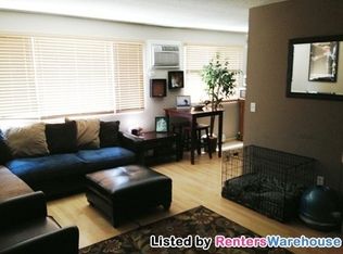 2720 Rosalyn Ct APT 101, New Hope, MN 55427