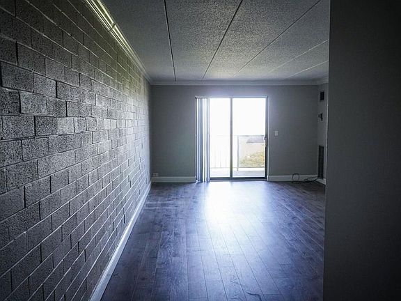 3rd image of 165 Quincy Shore Dr APT C72