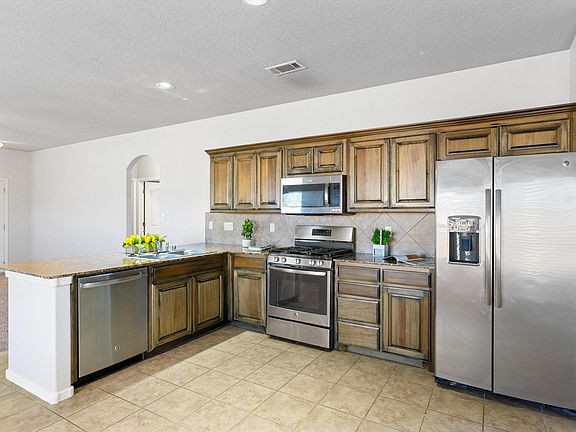 2nd image of 701 Palo Duro Dr NE