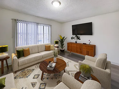 Sylmar Apartments Photo 1