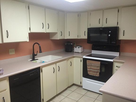 5th image of 10393 Bigtree Cir E