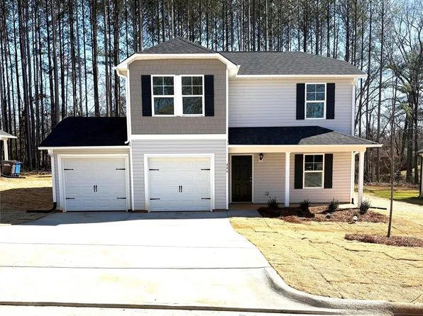 446 Deaton St, Statesville, NC 28677