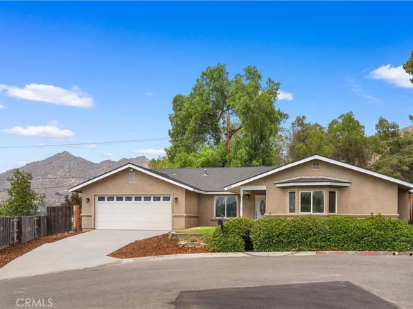 291 Hillandale Ct, Riverside, CA 92507