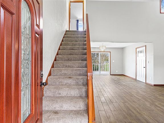5th image of 304 Eagle Bluff Dr