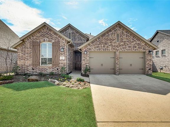 2nd image of 120 Village Creek Dr