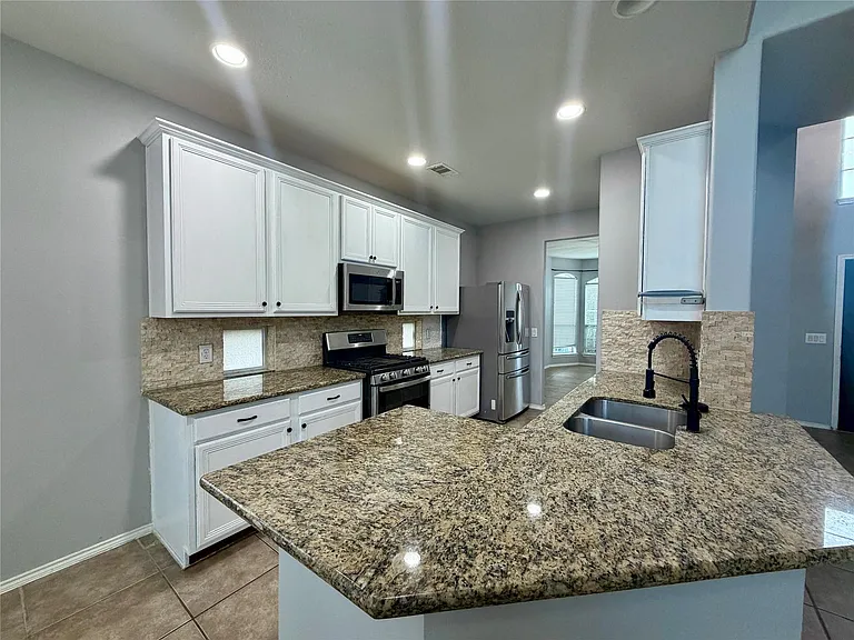 30430 Legacy Pines Dr — Photo 8