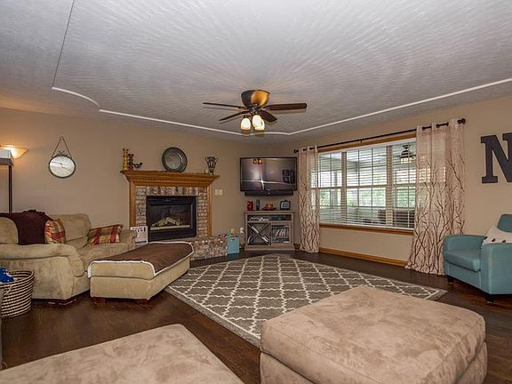 4th image of 2687 E Fairway Village Dr