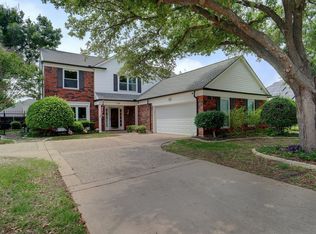 709 Bridget Way, Hurst, TX 76054