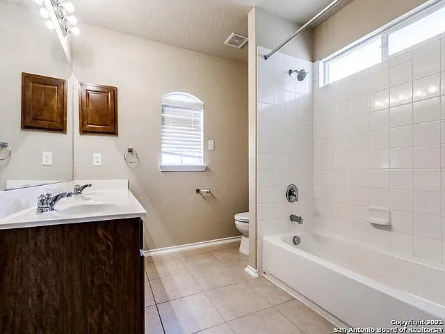 6912 Abbey Fls — Photo 17