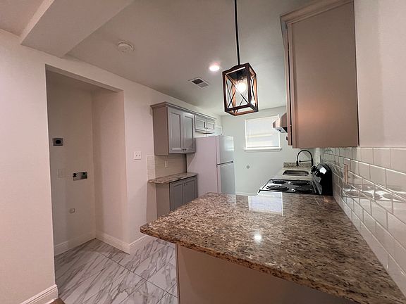 2nd image of 3520 Dante St #2A