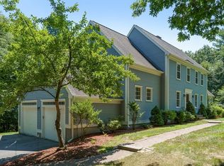 4 Graniteview Ln, Harvard, MA 01451