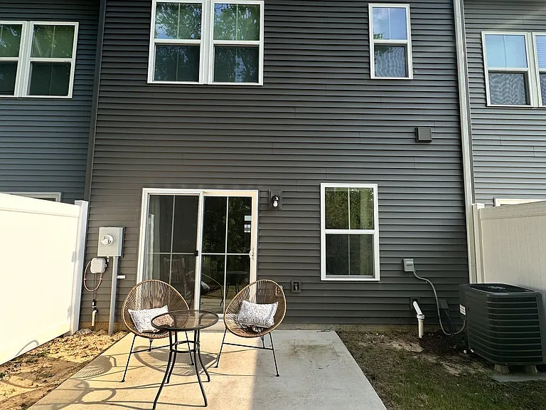 402 Big Woods Dr — Photo 14