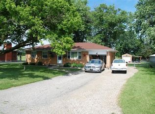 856 Fuls Rd, New Lebanon, OH 45345