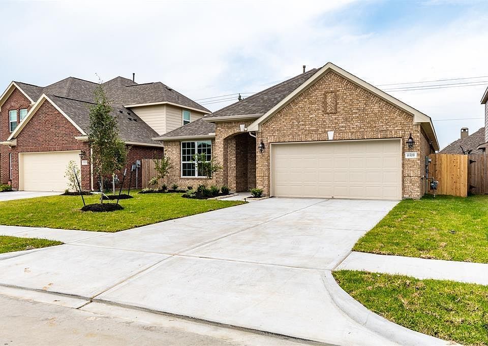 1st image of 8454 Sunset Isles Dr