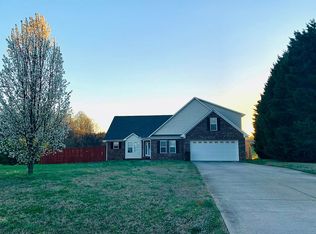 6123 Southwind Dr, Mebane, NC 27302