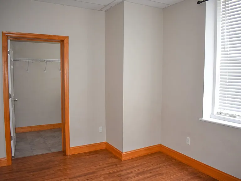 110 E Bald Eagle St — Photo 14