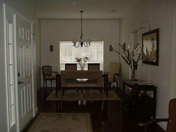 formal dinningroom